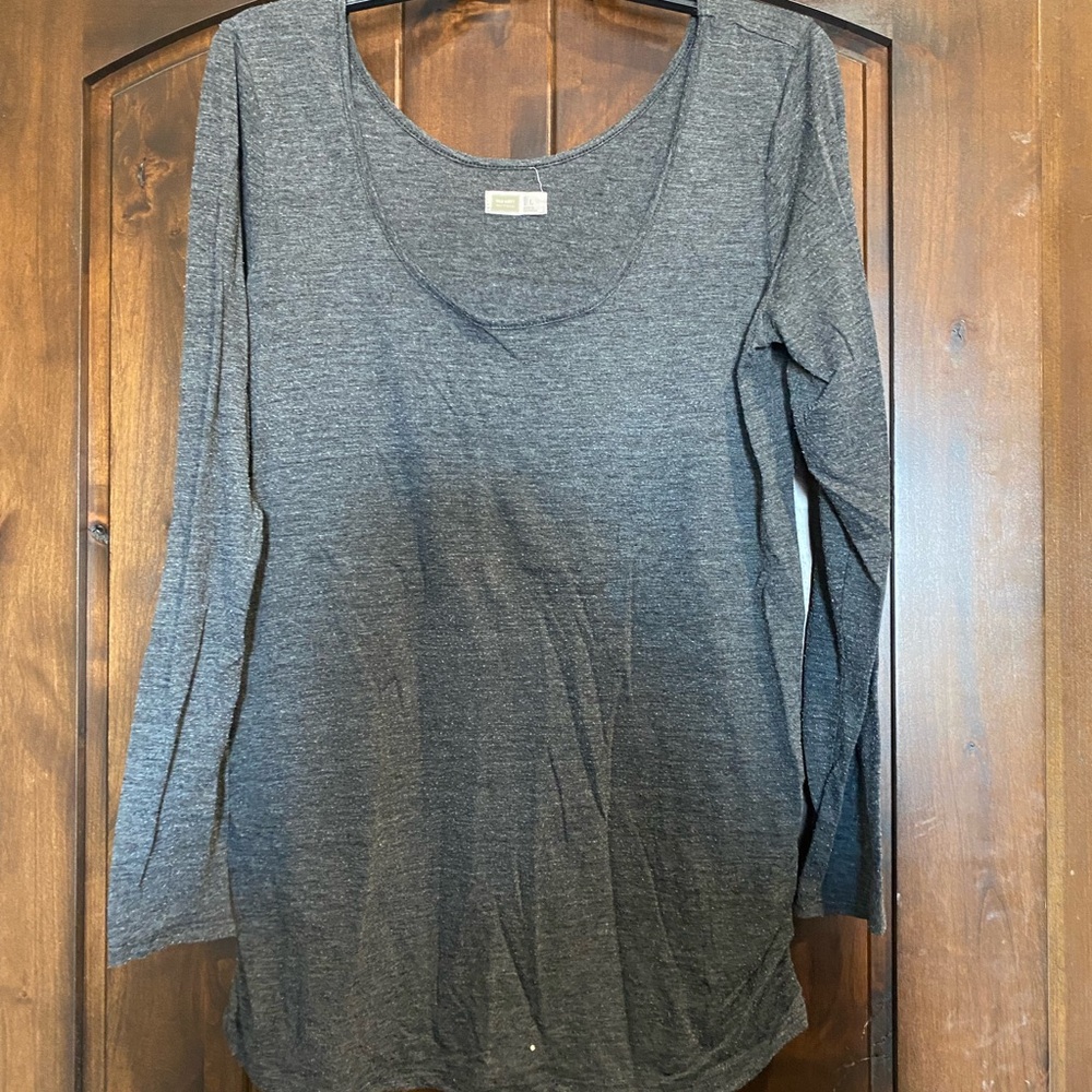 Old Navy Gray Long Sleeve Maternity Blouse